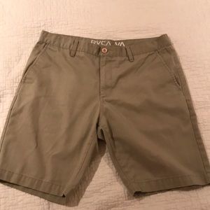 Khaki shorts